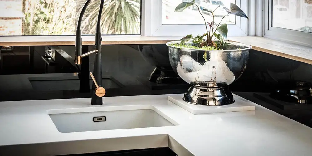 EQ Iceberg Kitchen