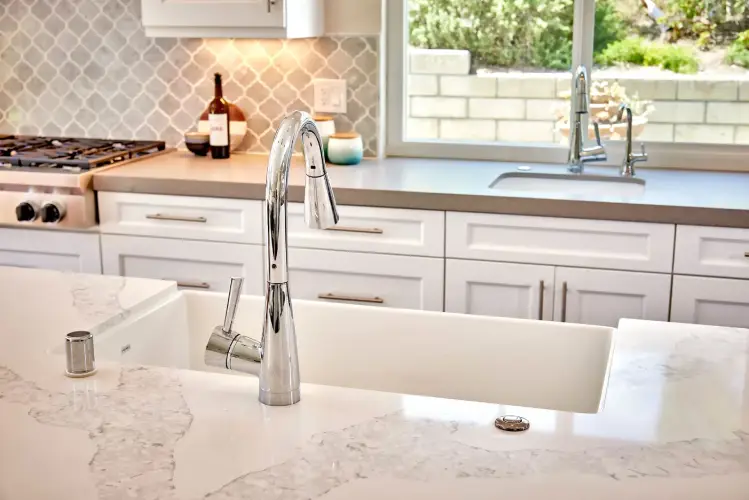 KItchen counter 1